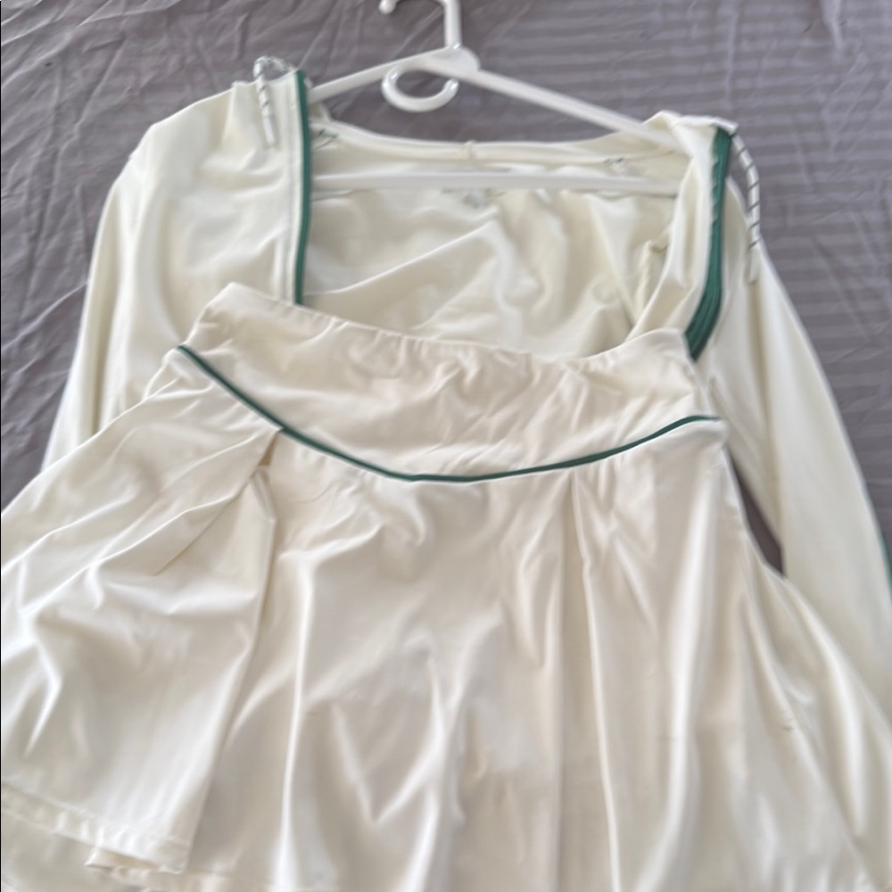 Forever 21 Cream Skirt Set with Green Trim